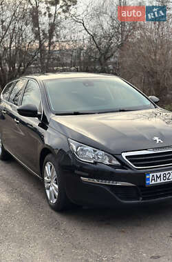 Універсал Peugeot 308 2015 в Рівному