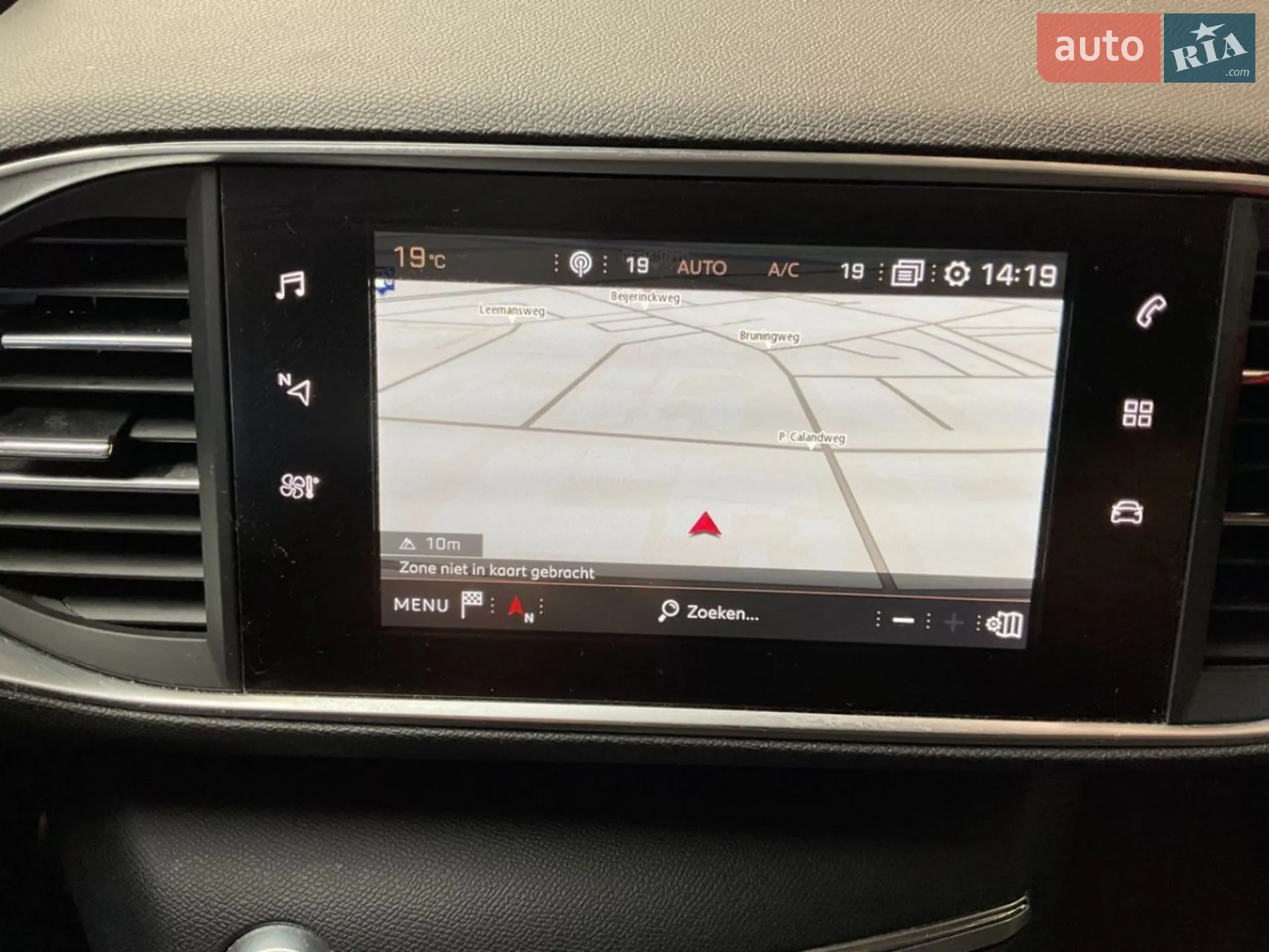 2017 Peugeot 308 - мініатюра 16