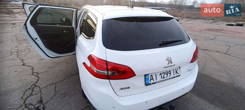 Універсал Peugeot 308 2014 в Києві