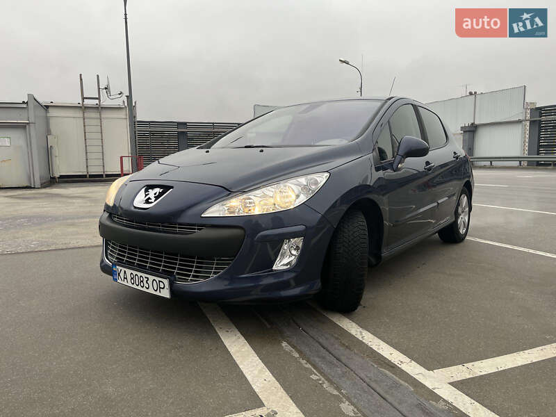 Хэтчбек Peugeot 308 2007 в Киеве