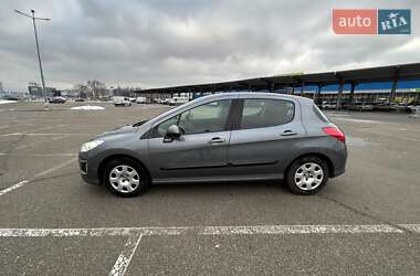 Хетчбек Peugeot 308 2011 в Києві