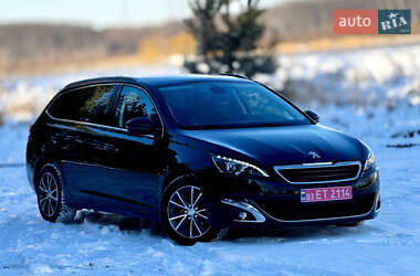 Універсал Peugeot 308 2016 в Трускавці