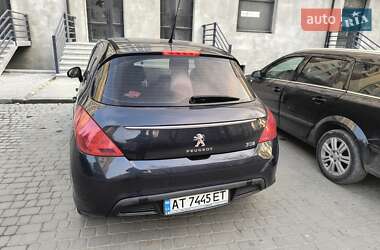 Хэтчбек Peugeot 308 2012 в Ивано-Франковске