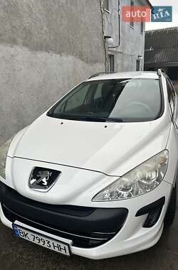 Универсал Peugeot 308 2010 в 