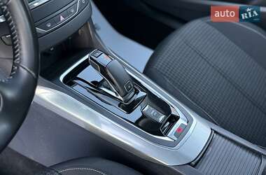 Хэтчбек Peugeot 308 2020 в 
