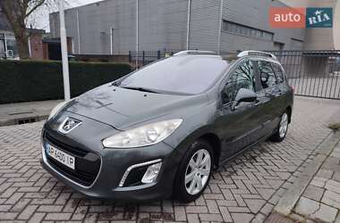 Універсал Peugeot 308 2013 в Запоріжжі