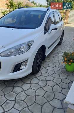 Универсал Peugeot 308 2012 в 