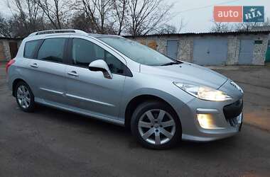 Универсал Peugeot 308 2010 в Коростене