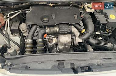 Хэтчбек Peugeot 308 2013 в 