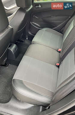 Хэтчбек Peugeot 308 2010 в 