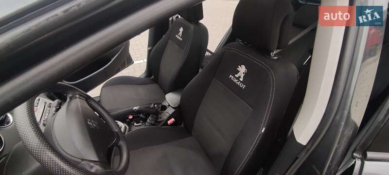 Универсал Peugeot 308 2009 в Бориславе