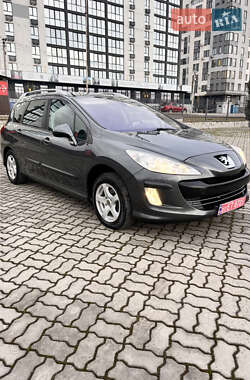 Универсал Peugeot 308 2010 в Луцке