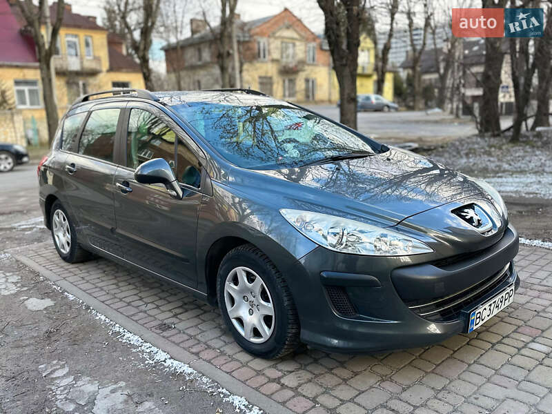 Універсал Peugeot 308 2010 в Львові