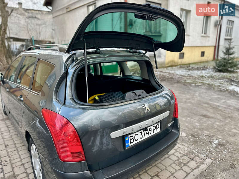 Універсал Peugeot 308 2010 в Львові