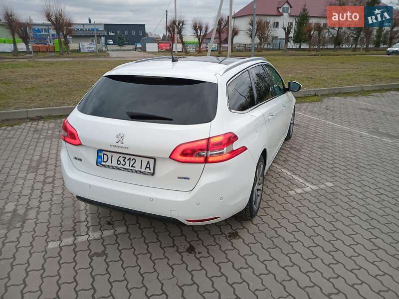 Универсал Peugeot 308 2014 в Бродах