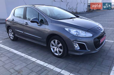 Хетчбек Peugeot 308 2011 в Луцьку