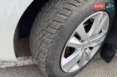 Универсал Peugeot 308 2015 в 