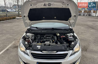Универсал Peugeot 308 2015 в 