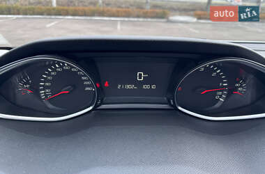 Универсал Peugeot 308 2015 в 