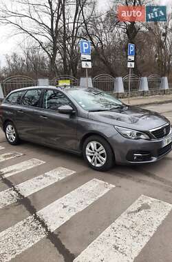 Универсал Peugeot 308 2017 в Полтаве