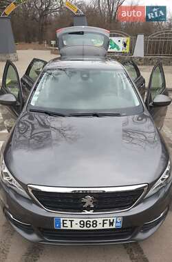 Универсал Peugeot 308 2017 в Полтаве