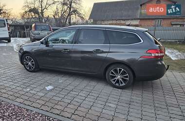 Универсал Peugeot 308 2015 в Стрые