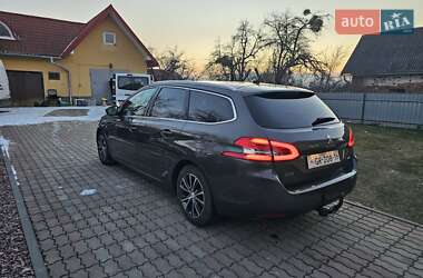 Универсал Peugeot 308 2015 в Стрые