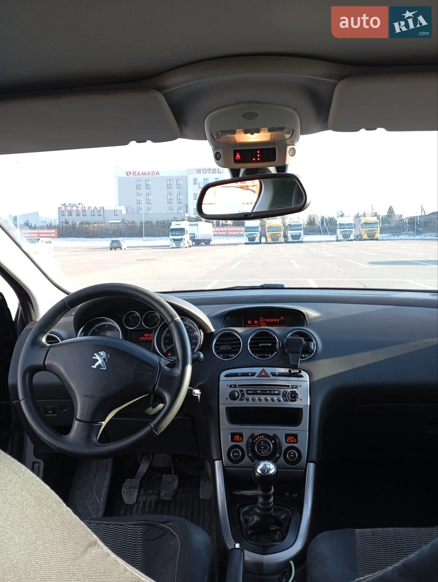 2012 Peugeot 308 - мініатюра 16