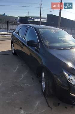 Универсал Peugeot 308 2015 в 