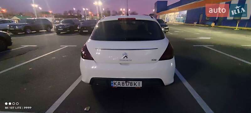 Хетчбек Peugeot 308 2013 в Києві