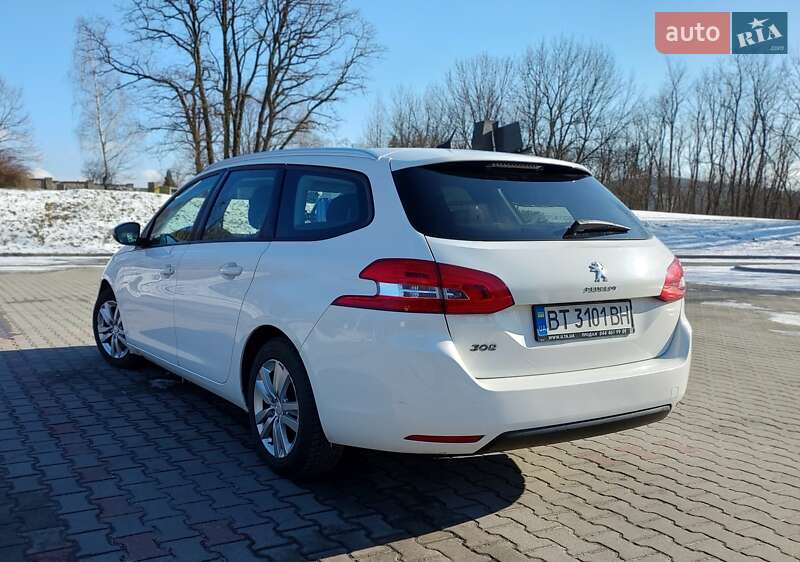 Універсал Peugeot 308 2015 в Києві
