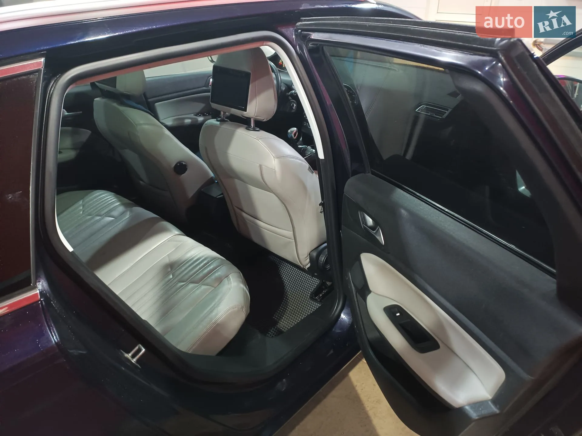 2014 Peugeot 308 - мініатюра 4