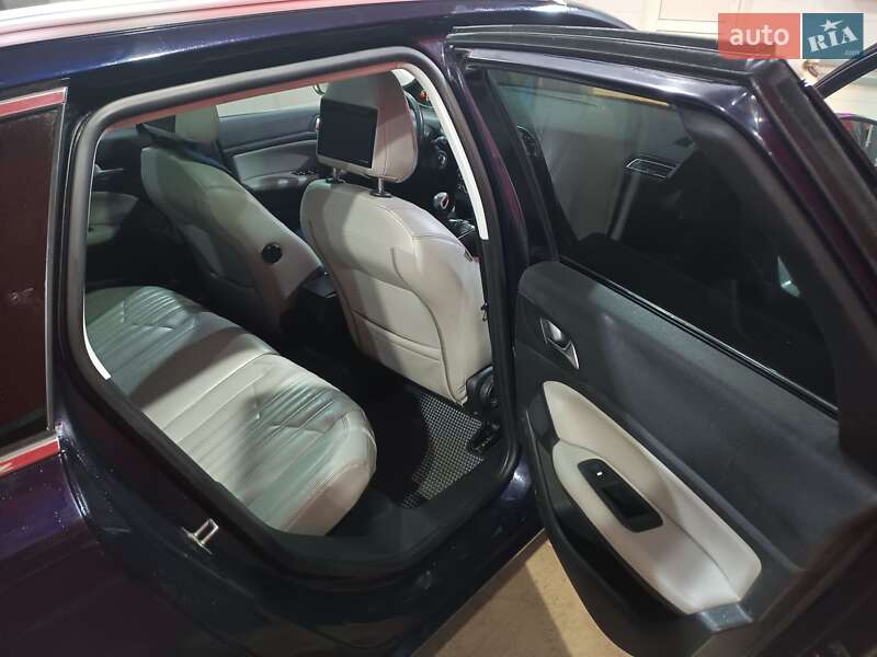 Универсал Peugeot 308 2014 в Сумах