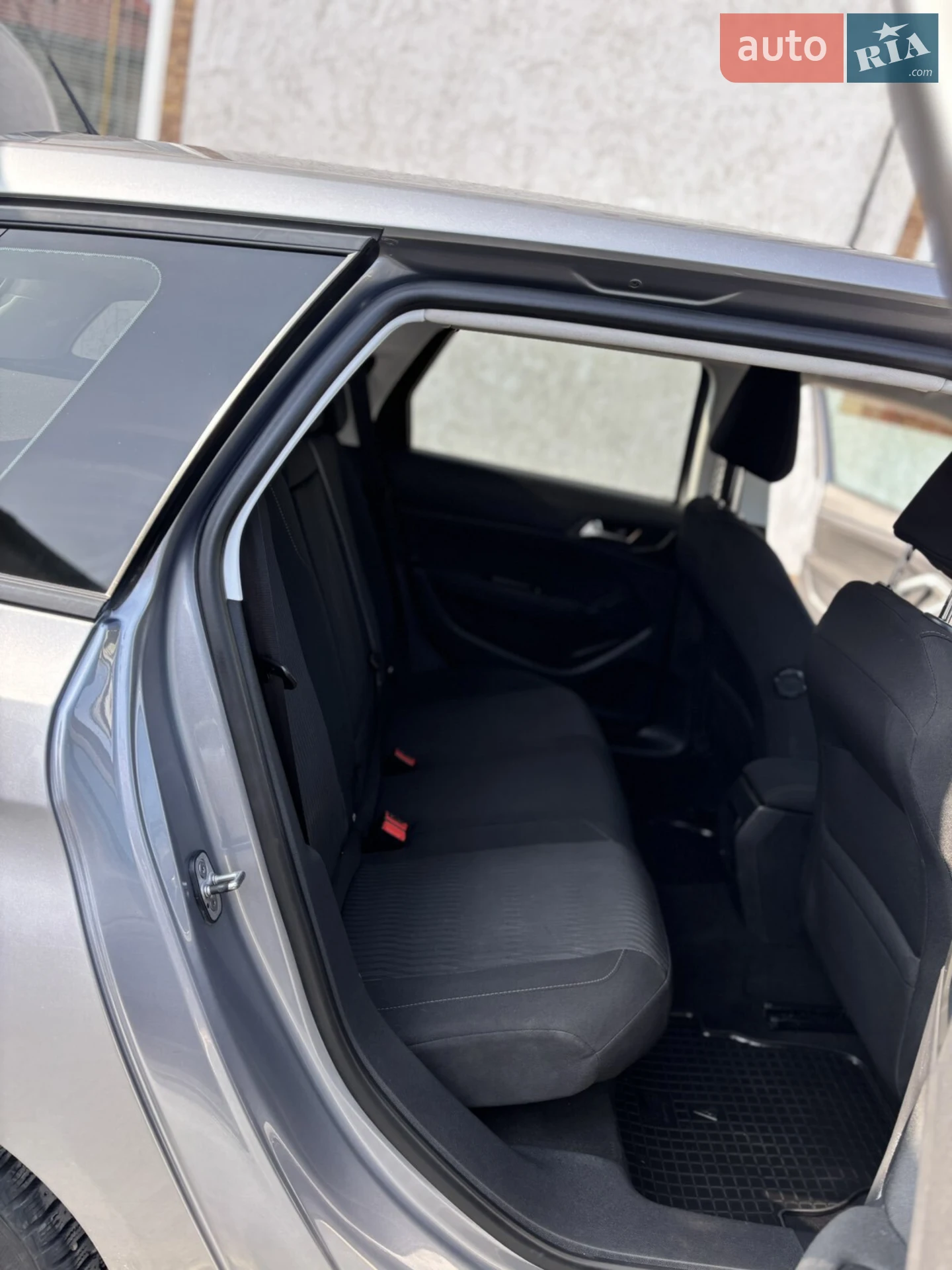 2016 Peugeot 308 - мініатюра 13