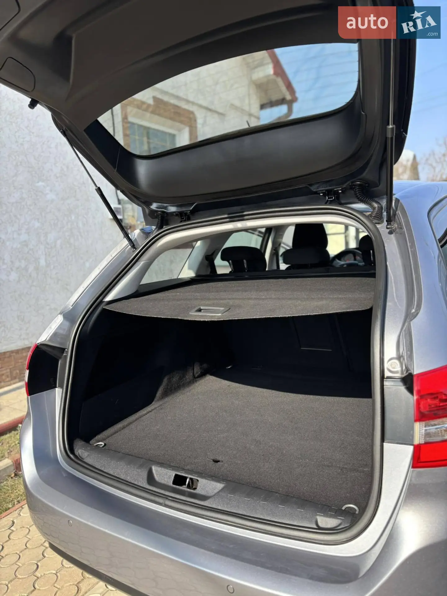 2016 Peugeot 308 - мініатюра 14