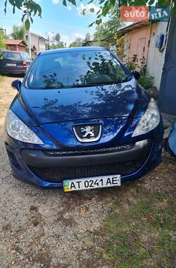 Универсал Peugeot 308 2008 в Надворной