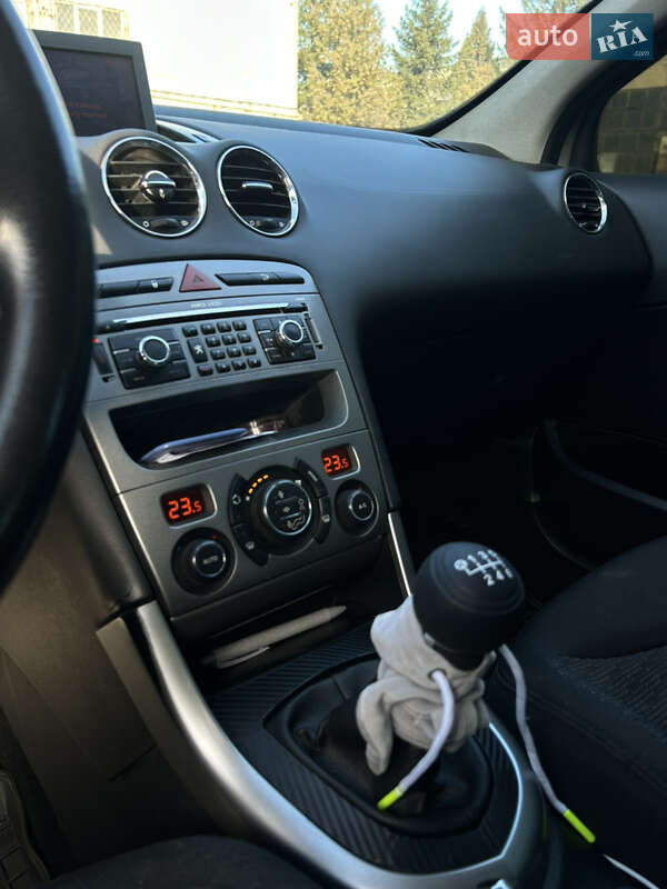 Універсал Peugeot 308 2008 в Львові