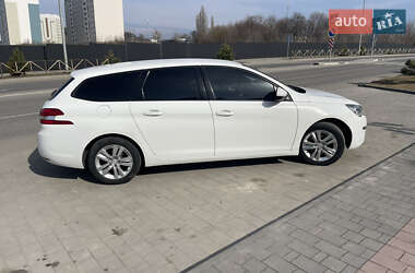 Универсал Peugeot 308 2015 в Хмельницком