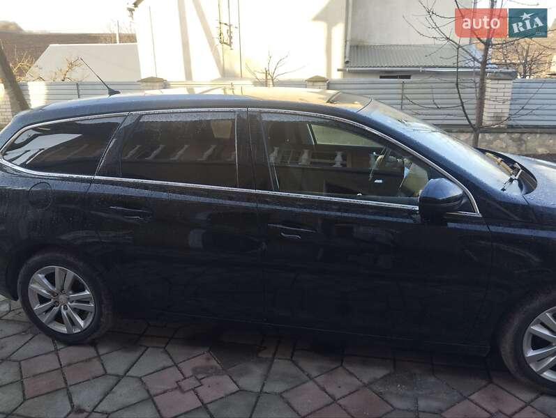 Універсал Peugeot 308 2015 в Волочиську