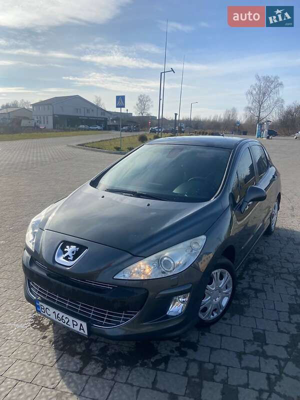 Хетчбек Peugeot 308 2007 в Шептицькому