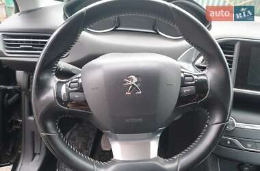 Универсал Peugeot 308 2017 в 