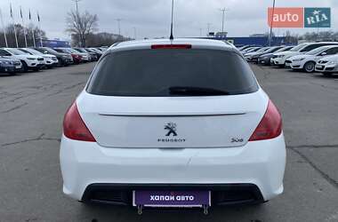 Хэтчбек Peugeot 308 2012 в 