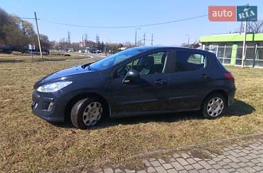 Хетчбек Peugeot 308 2011 в 
