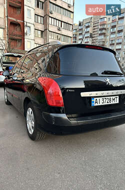 Универсал Peugeot 308 2011 в 