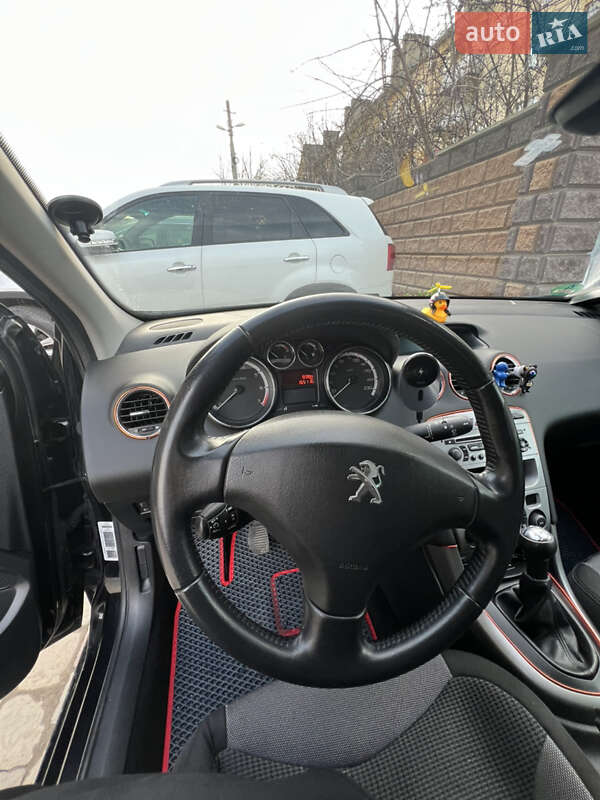 Універсал Peugeot 308 2011 в Ужгороді