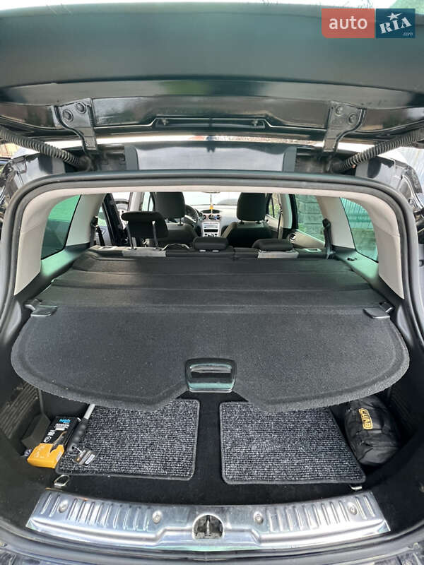 Універсал Peugeot 308 2011 в Ужгороді