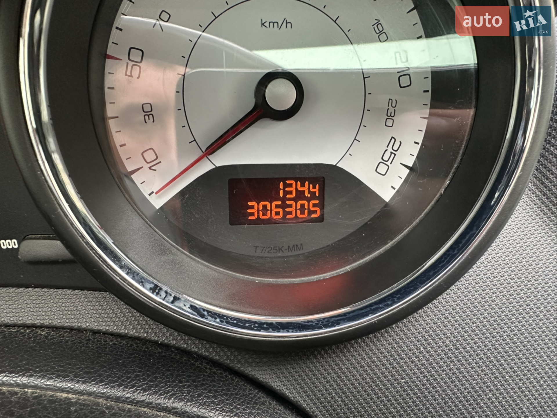2011 Peugeot 308 - фото 1