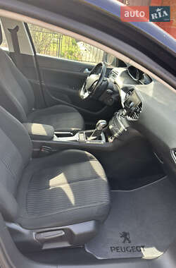 Универсал Peugeot 308 2016 в 