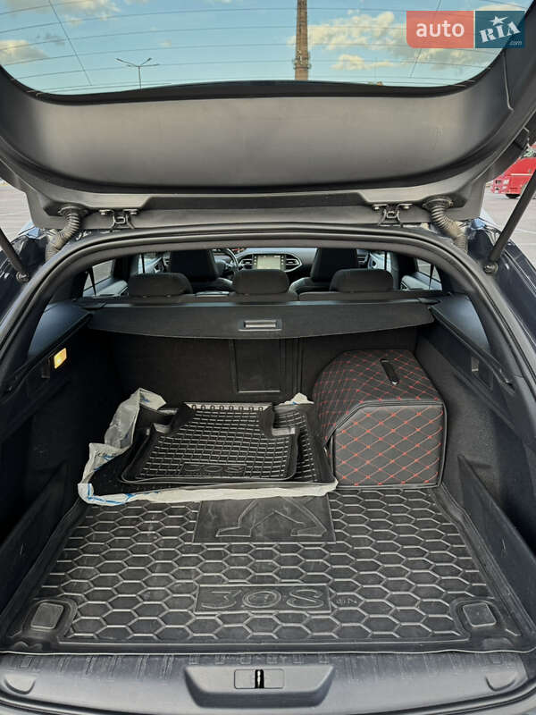 Универсал Peugeot 308 2018 в Львове