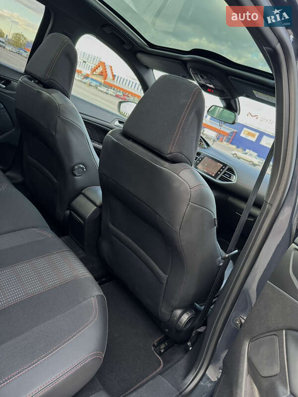 Универсал Peugeot 308 2018 в Львове